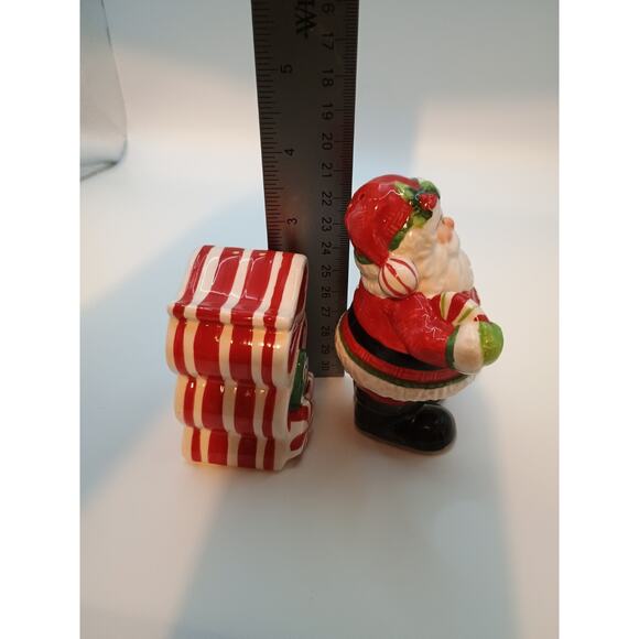 Fitz And Floyd 2008 Peppermint Santa Christmas Salt & Pepper Shakers - Picture 8 of 9